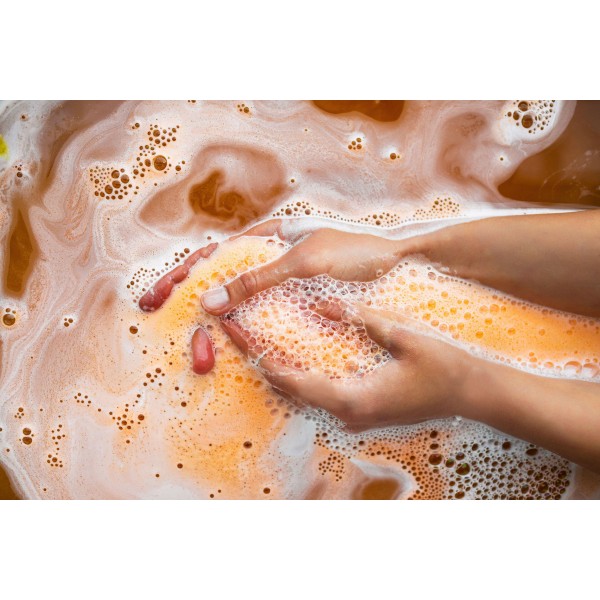 Šumeče in dišeče kopalne bombice 8 kosov